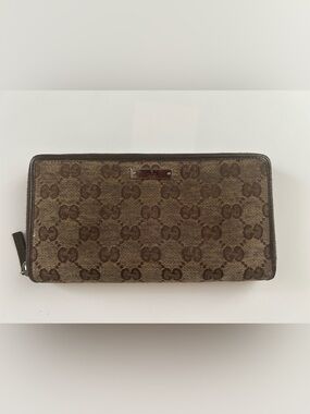 Gucci GG ARCHIVAL VINTAGE 2006 Canvas Zip Around Wallet - Frida Giannini Era